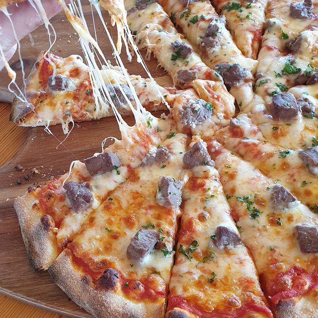 Frisch aus dem Steinofen